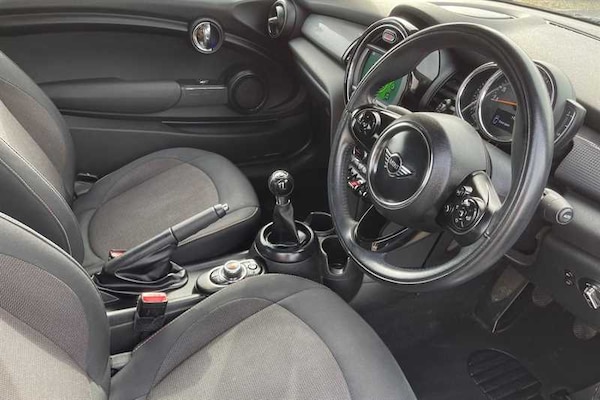 Used MINI Convertible 2018 for sale - 76204494: Photo 10