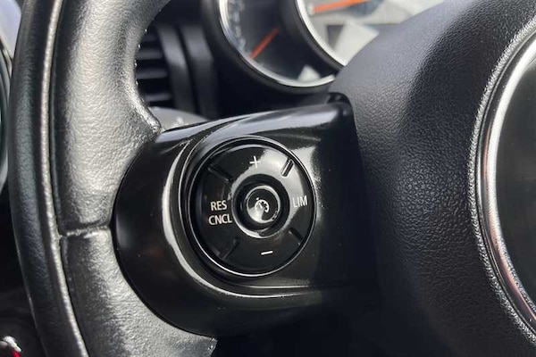 Used MINI Convertible 2018 for sale - 76204494: Photo 21