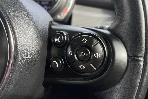 Used MINI Convertible 2018 for sale - 76204494: Photo 22