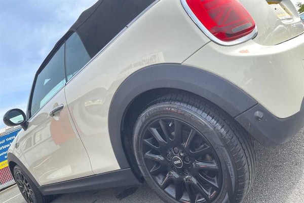 Used MINI Convertible 2018 for sale - 76204494: Photo 46