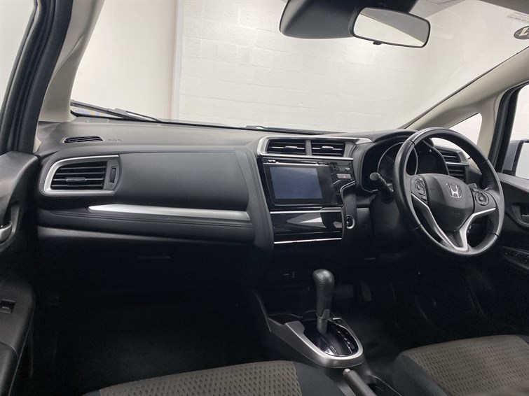 Used Honda Jazz 2018 for sale - 77210506: Photo 2