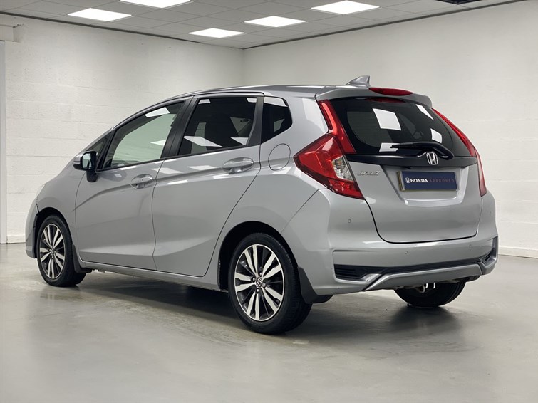 Used Honda Jazz 2018 for sale - 77210506: Photo 3