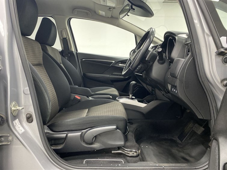 Used Honda Jazz 2018 for sale - 77210506: Photo 32