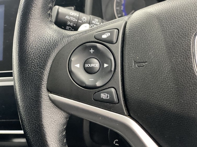 Used Honda Jazz 2018 for sale - 77210506: Photo 38