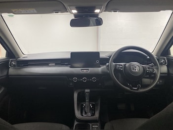 Used Honda HR-V 2022 for sale - 77210507: Photo