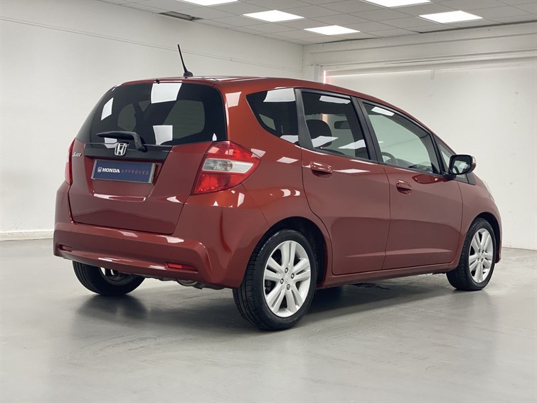 Used Honda Jazz 2015 for sale - 77210579: Photo 12
