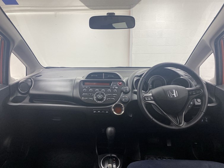 Used Honda Jazz 2015 for sale - 77210579: Photo 4