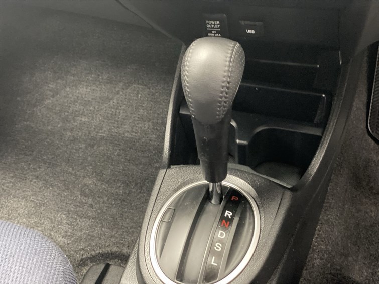 Used Honda Jazz 2015 for sale - 77210579: Photo 48