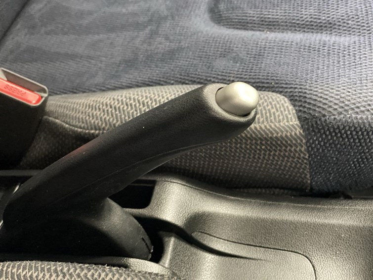 Used Honda Jazz 2015 for sale - 77210579: Photo 50