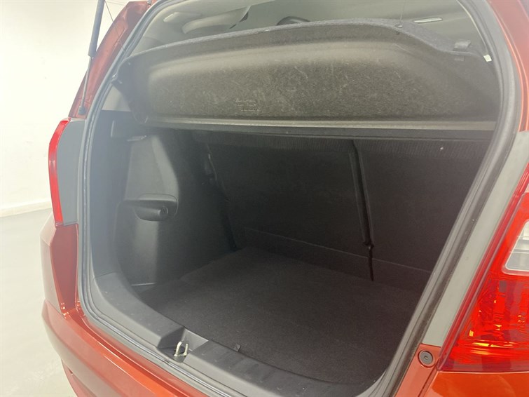 Used Honda Jazz 2015 for sale - 77210579: Photo 66