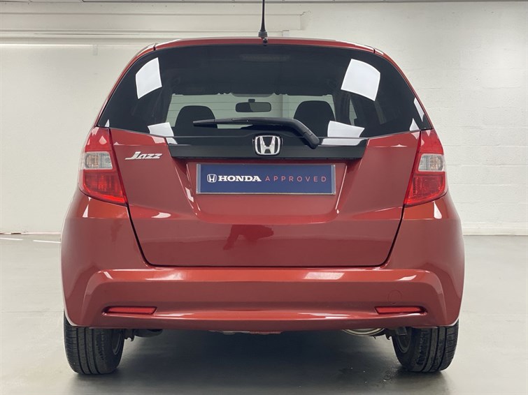 Used Honda Jazz 2015 for sale - 77210579: Photo 7