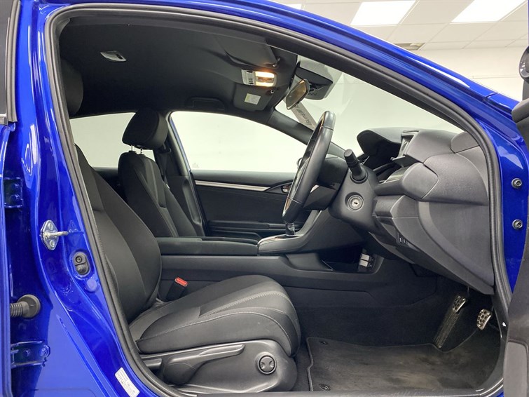 Used Honda Civic 2021 for sale - 77855101: Photo 32