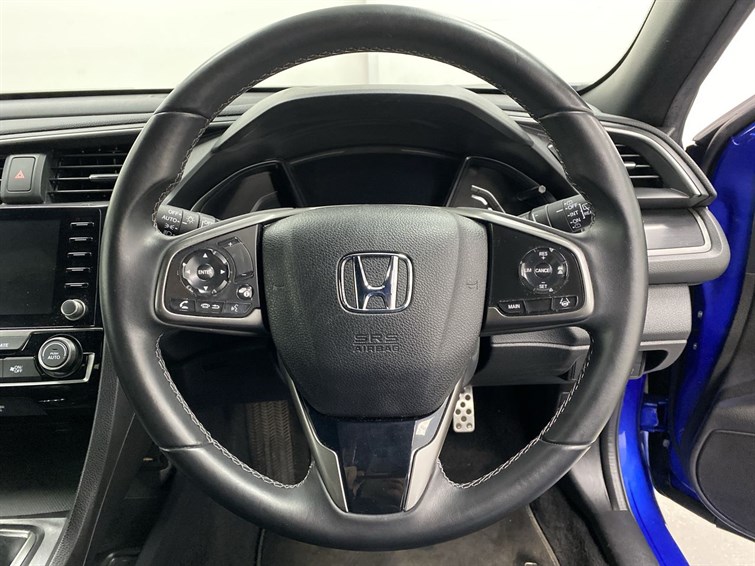 Used Honda Civic 2021 for sale - 77855101: Photo 44