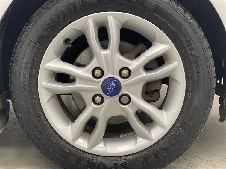 Used Ford Fiesta 2014 for sale - 78081348: Photo 15