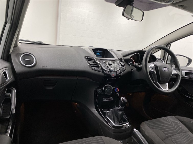 Used Ford Fiesta 2014 for sale - 78081348: Photo 2