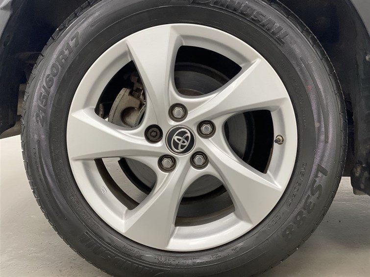 Used Toyota C-HR 2017 for sale - 77210452: Photo 17