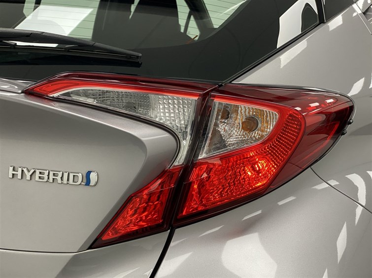 Used Toyota C-HR 2017 for sale - 77210452: Photo 22