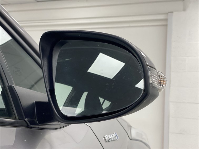 Used Toyota C-HR 2017 for sale - 77210452: Photo 26