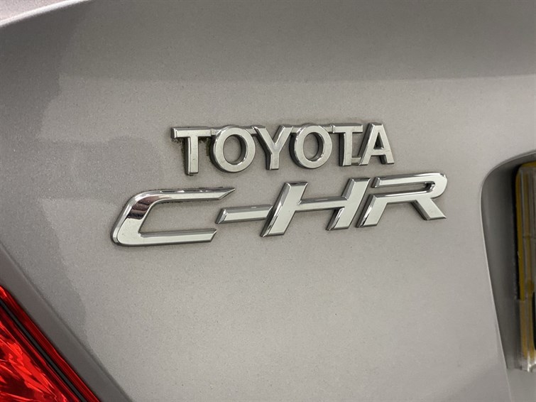 Used Toyota C-HR 2017 for sale - 77210452: Photo 29