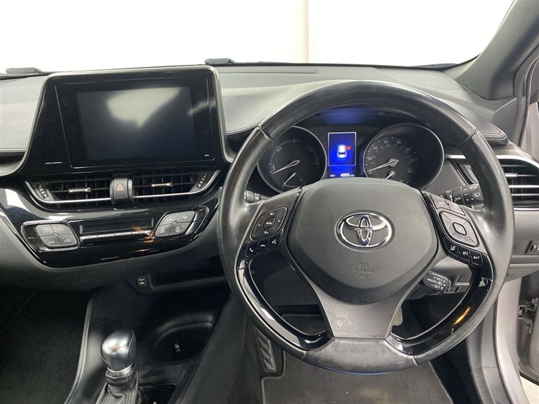 Used Toyota C-HR 2017 for sale - 77210452: Photo 37