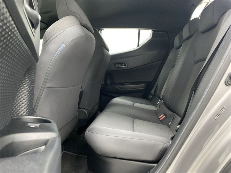 Used Toyota C-HR 2017 for sale - 77210452: Photo 59