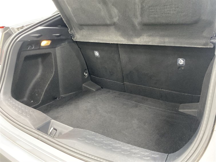 Used Toyota C-HR 2017 for sale - 77210452: Photo 63