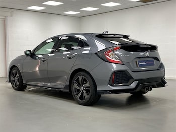 Used Honda Civic 2018 for sale - 78856020: Photo