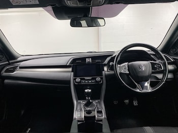 Used Honda Civic 2018 for sale - 78856020: Photo