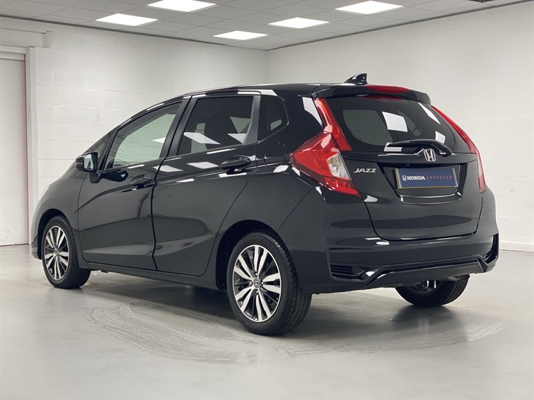 Used Honda Jazz 2018 for sale - 77210517: Photo 3