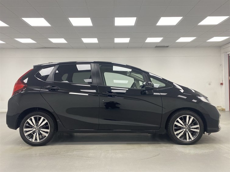Used Honda Jazz 2018 for sale - 77210517: Photo 5
