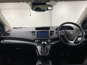 Used Honda CR-V 2017 for sale - 77647481: Photo
