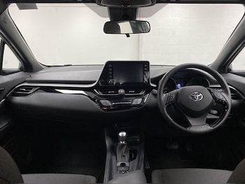 Used Toyota C-HR 2023 for sale - 78729532: Photo