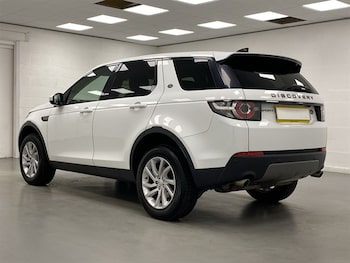 Used Land Rover Discovery Sport 2018 for sale - 78431050: Photo