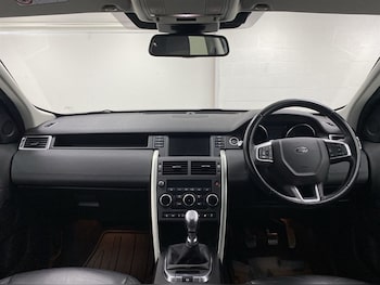 Used Land Rover Discovery Sport 2018 for sale - 78431050: Photo