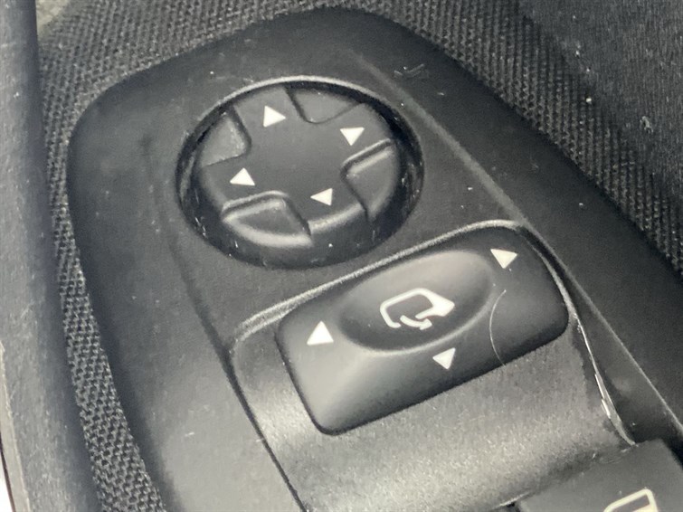 Used Peugeot 2008 2019 for sale - 77498054: Photo 35