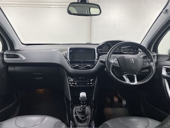 Used Peugeot 2008 2019 for sale - 77498054: Photo
