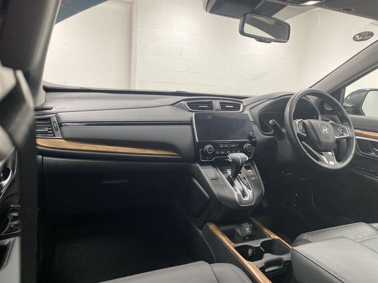 Used Honda CR-V 2018 for sale - 77739300: Photo 2