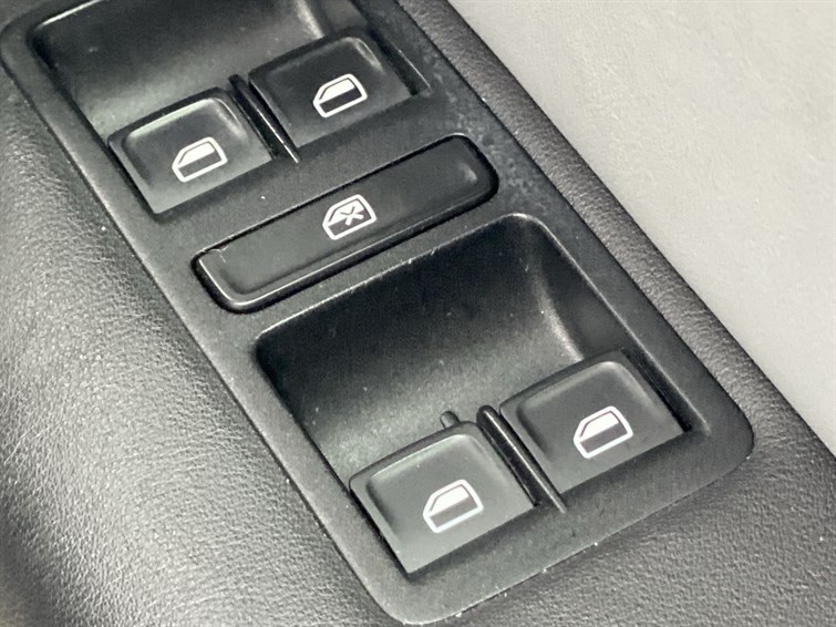 Used Volkswagen Polo 2016 for sale - 77575907: Photo 34