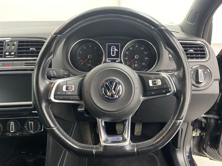 Used Volkswagen Polo 2016 for sale - 77575907: Photo 44