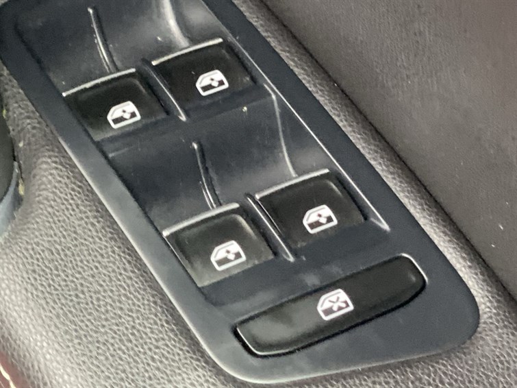 Used Volkswagen Golf 2018 for sale - 77785590: Photo 34