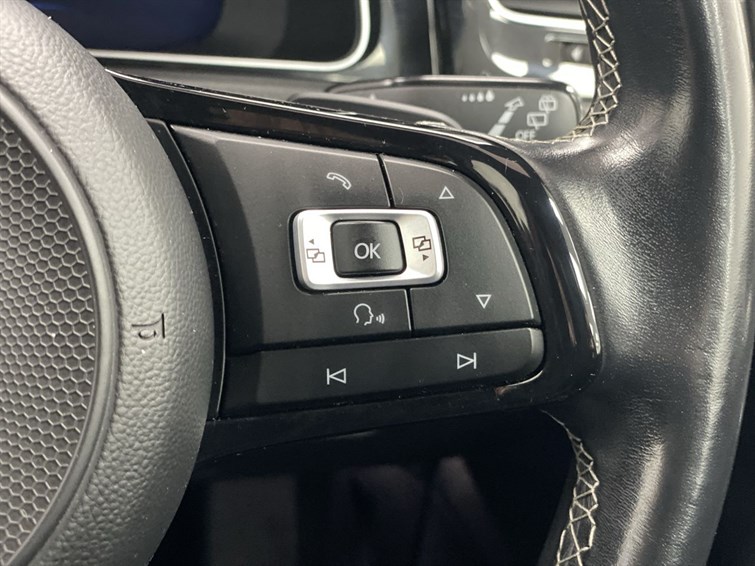 Used Volkswagen Golf 2018 for sale - 77785590: Photo 41