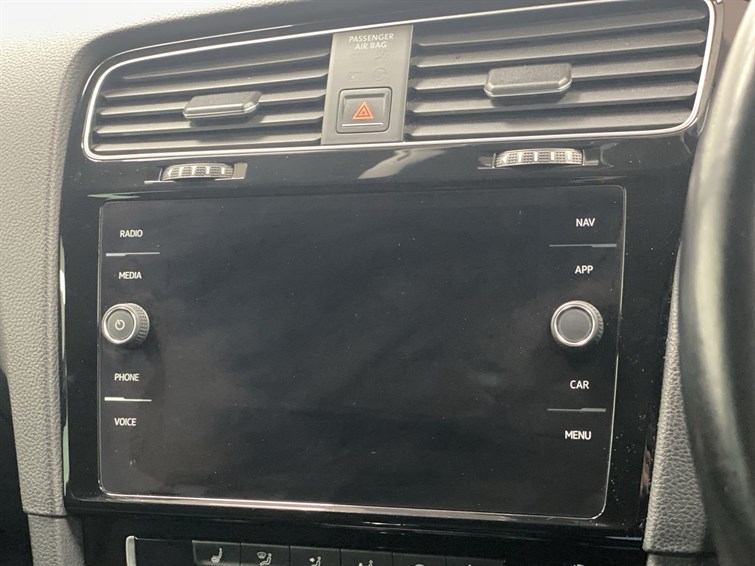 Used Volkswagen Golf 2018 for sale - 77785590: Photo 45