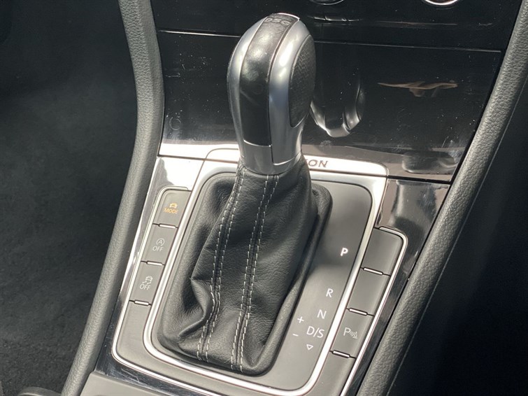 Used Volkswagen Golf 2018 for sale - 77785590: Photo 50