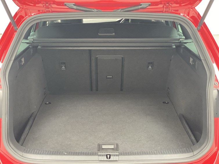 Used Volkswagen Golf 2018 for sale - 77785590: Photo 64