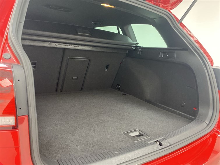 Used Volkswagen Golf 2018 for sale - 77785590: Photo 65