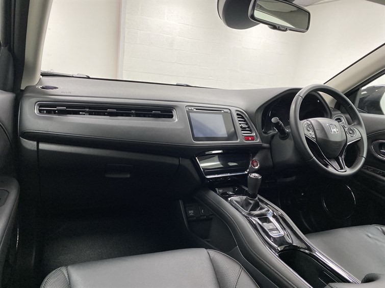 Used Honda HR-V 2018 for sale - 78081346: Photo 2