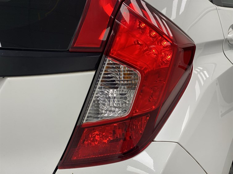 Used Honda Jazz 2016 for sale - 78081342: Photo 23