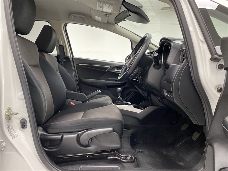 Used Honda Jazz 2016 for sale - 78081342: Photo 32