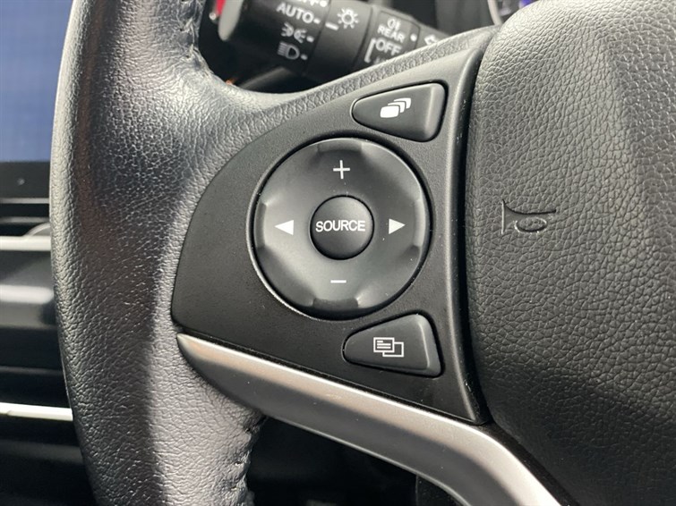 Used Honda Jazz 2016 for sale - 78081342: Photo 38