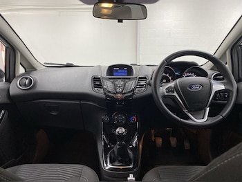 Used Ford Fiesta 2017 for sale - 78449774: Photo